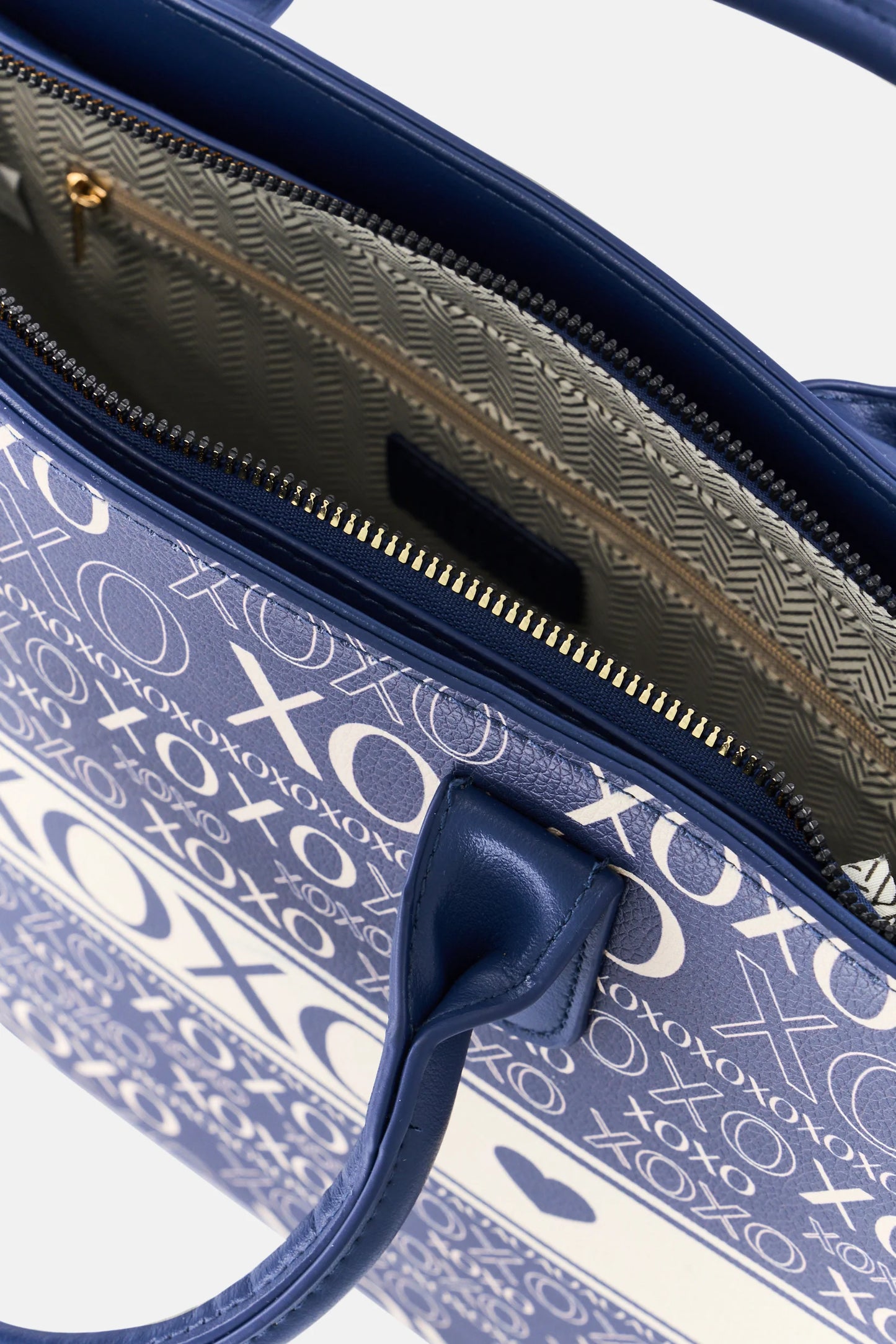 XOXO Handbag, Multicolor