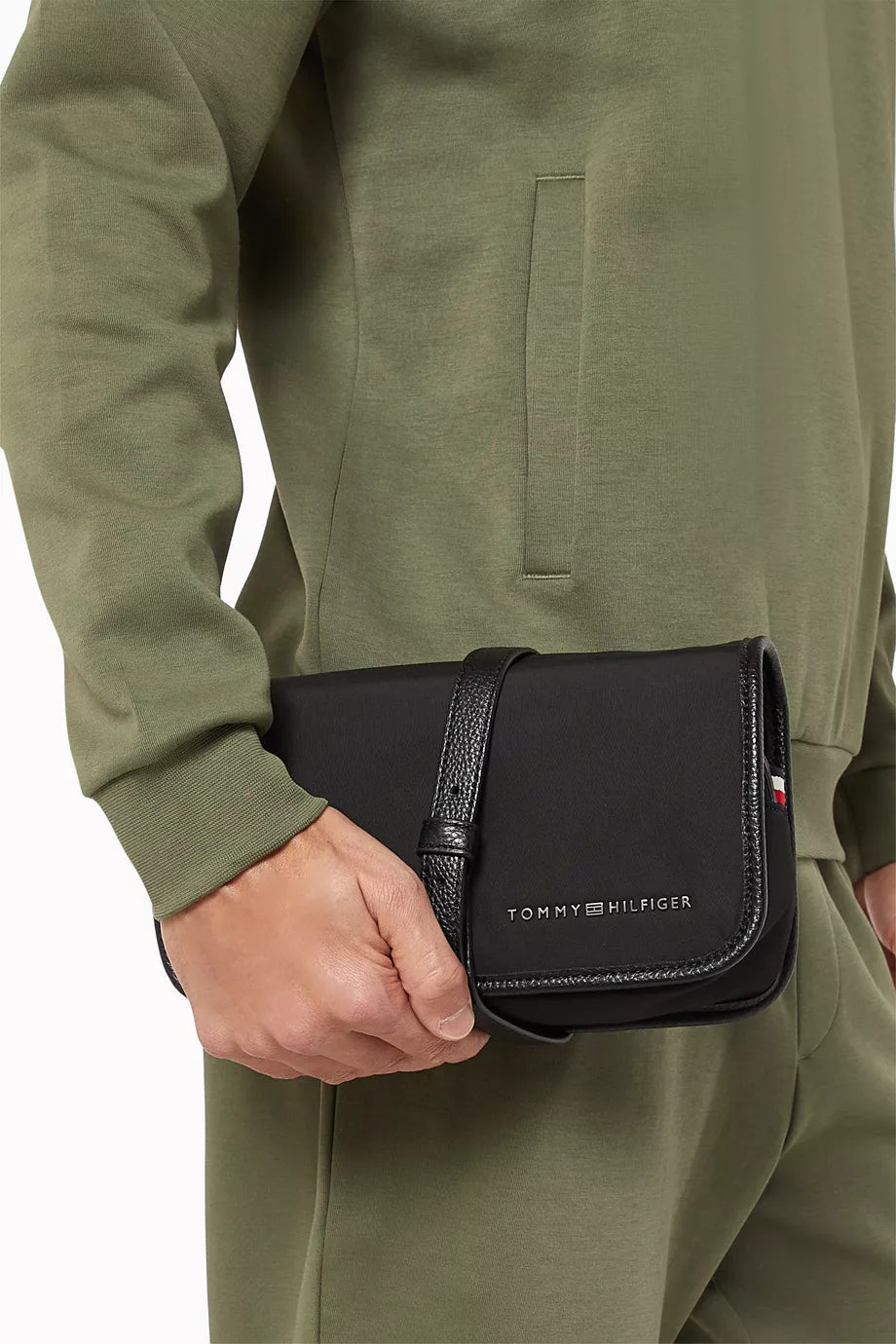Tommy Hilfiger TH Hanging Travel Washbag in Nylon