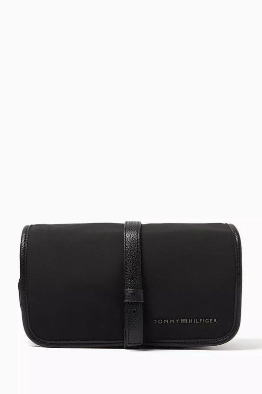 Tommy Hilfiger TH Hanging Travel Washbag in Nylon