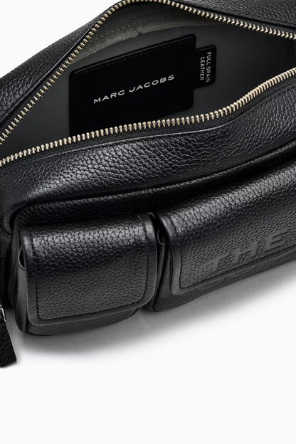 Marc Jacobs The Cargo Shoulder Bag in Grained Leather Black