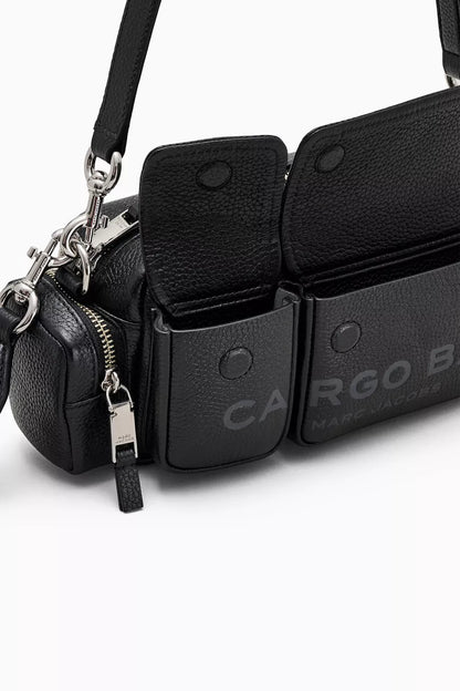 Marc Jacobs The Cargo Shoulder Bag in Grained Leather Black