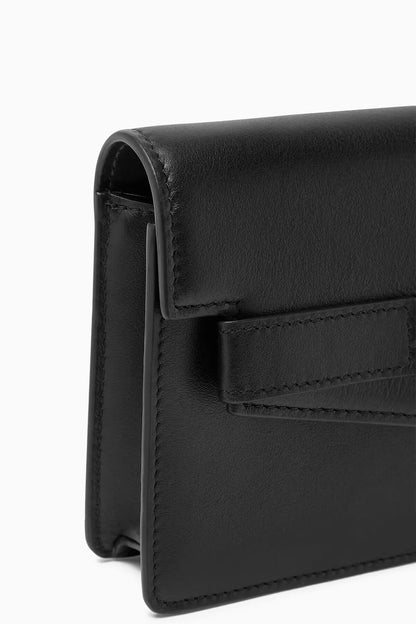 Versace Medusa '95 Wallet on Chain in Leather - Black